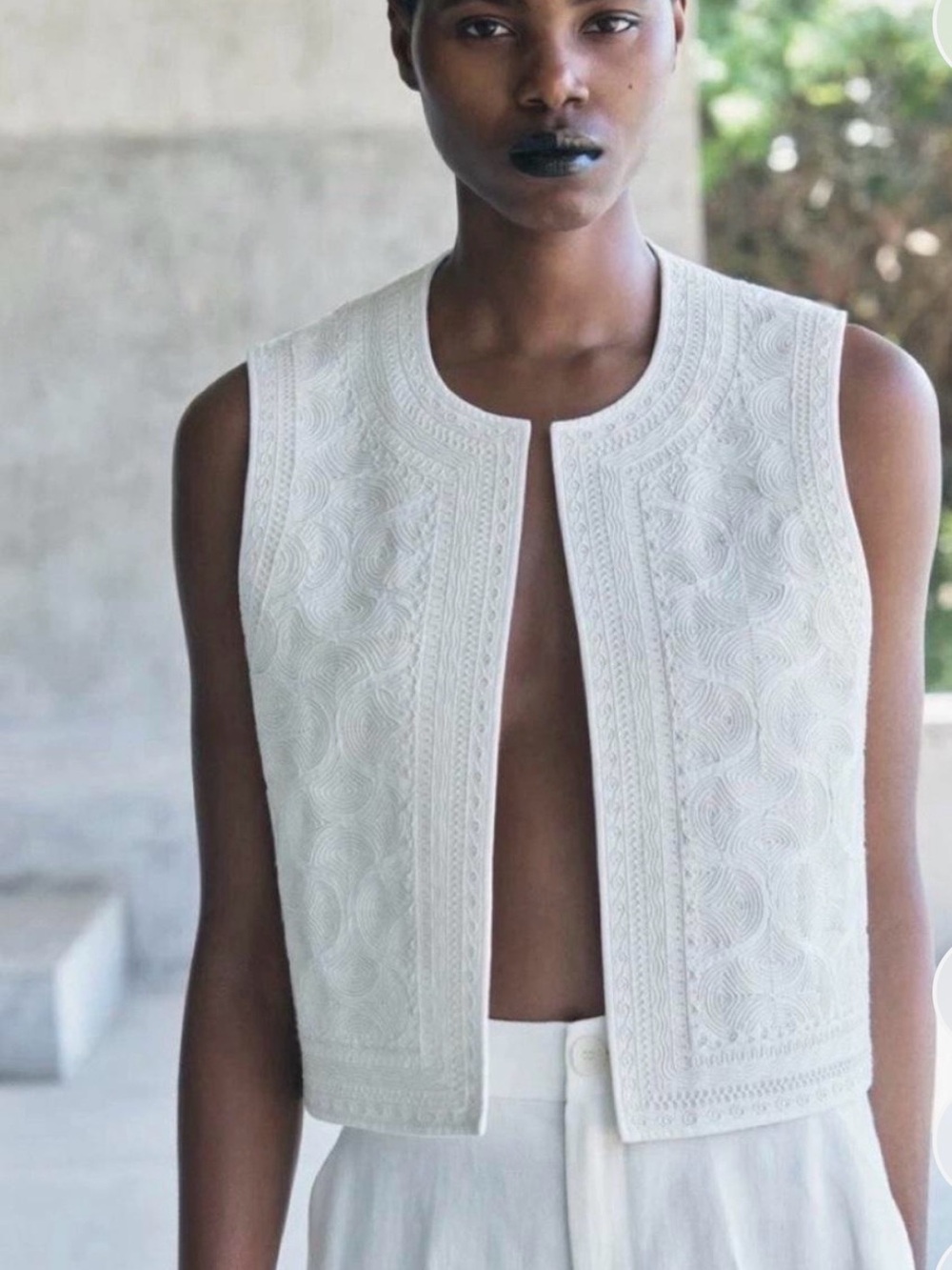 Zara Cream Embroidered Zip-Front Jacket